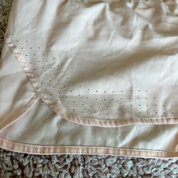 Nike running shorts - Picture 5 of 5